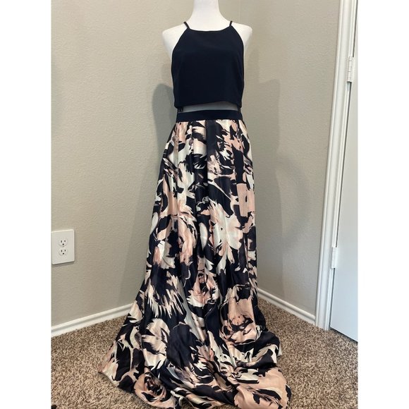 Betsy & Adam Dresses & Skirts - Betsy & Adam Navy Blue Floral Halter Evening Gown